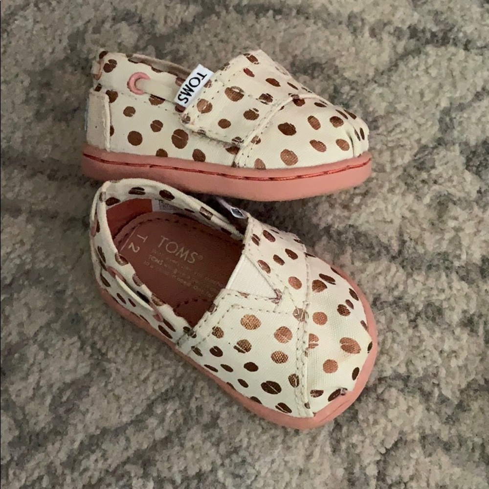 T2 Toms
